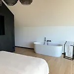 Vakantiehuis Insolite - Wellness Escape